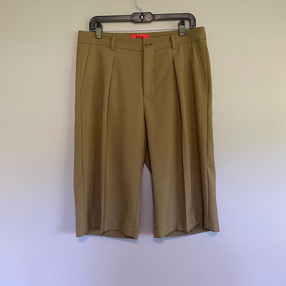 424 Bermuda Pleated Shorts Wool Khaki Green